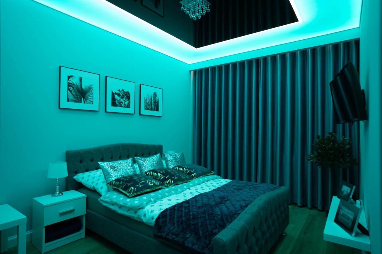New Apartament Vip Blue Warszawa+Parking Wola Mrokowska Экстерьер фото